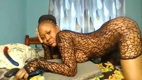 sweetbutterfly99 online show from 09-12-25, 03:39