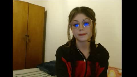 Snapshot of sweetcalm_ chatting on 02-08-26, 03:54 sweetcalm_ online show from 02-08-26, 03:54