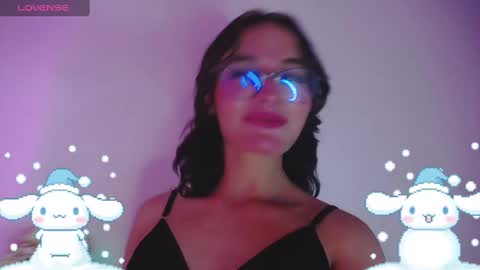 Snapshot of sweetcameron_ chatting on 12-23-24, 08:47 Cameron online show from 12-23-24, 08:47