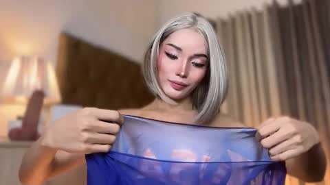 Candy online show from 02-08-26, 05:49