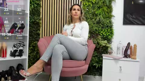 Cherry online show from 11-24-25, 06:57