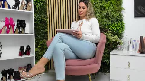 Cherry online show from 01-05-26, 05:27