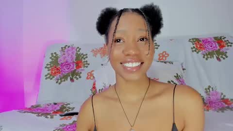 Snapshot of sweetcocoaa chatting on 02-21-25, 11:44 Tell me Salome online show from 02-21-25, 11:44