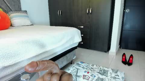 Snapshot of sweetcocoaa chatting on 06-19-26, 11:47 Tell me Salome online show from 06-19-26, 11:47