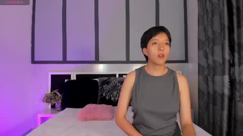 Eva Short hair girl  - Victoria Long red hair online show from 07-13-26, 01:08