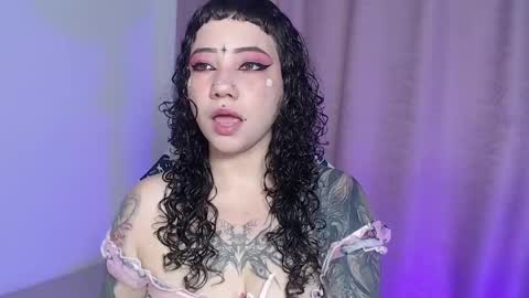 Snapshot of sweetcrime chatting on 05-24-26, 08:36 Independent model online show from 05-24-26, 08:36