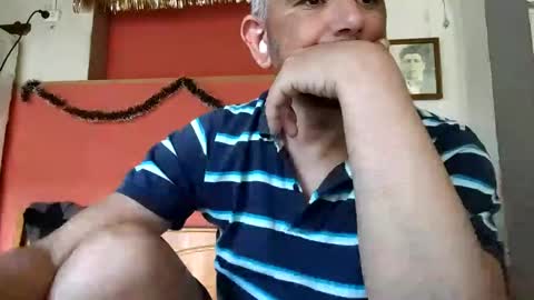 Snapshot of sweetcuervo chatting on 12-29-24, 08:15 sweetcuervo independent model online show from 12-29-24, 08:15