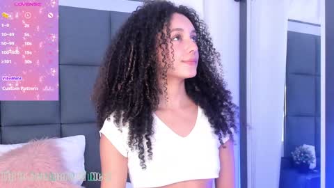 Snapshot of sweetcurly1 chatting on 01-14-25, 02:11 M I A online show from 01-14-25, 02:11