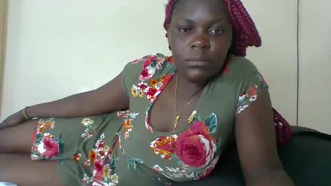 Snapshot of sweetdarkskin chatting on 01-31-25, 02:04 CLARIS online show from 01-31-25, 02:04