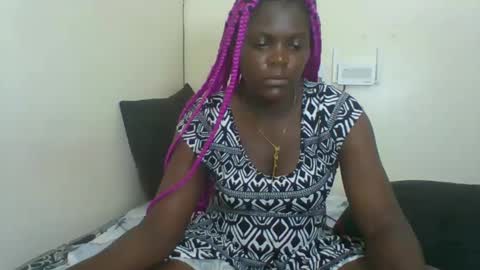 Snapshot of sweetdarkskin chatting on 02-12-25, 04:22 CLARIS online show from 02-12-25, 04:22