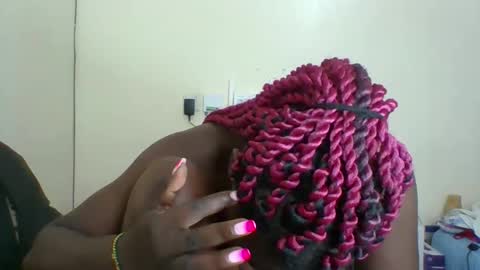 Snapshot of sweetdarkskin chatting on 02-20-25, 09:53 CLARIS online show from 02-20-25, 09:53