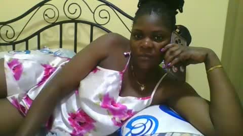 Snapshot of sweetdarkskin chatting on 10-21-25, 06:58 CLARIS online show from 10-21-25, 06:58
