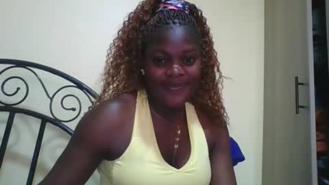 Snapshot of sweetdarkskin chatting on 01-07-26, 11:45 CLARIS online show from 01-07-26, 11:45