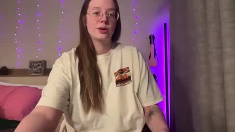 Delilah Samson online show from 12-05-24, 04:09