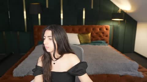 Snapshot of sweetdesiree_ chatting on 04-20-26, 10:29 Amelia online show from 04-20-26, 10:29