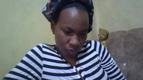 sweetdiva2012 online show from 02-02-25, 04:26