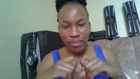 sweetdiva2012 online show from 10-14-25, 04:57