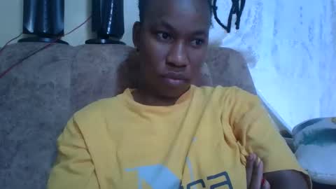 sweetdiva2012 online show from 11-12-25, 10:15