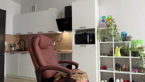 Vicktorious online show from 01-17-26, 11:37