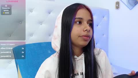 Gabriela online show from 12-24-24, 10:44