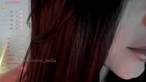 Snapshot of sweetest_bella chatting on 10-12-25, 06:40 Bella online show from 10-12-25, 06:40