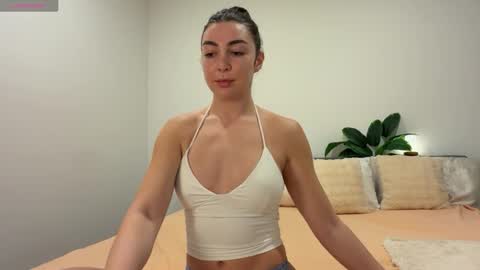 Cassie online show from 05-17-26, 04:54