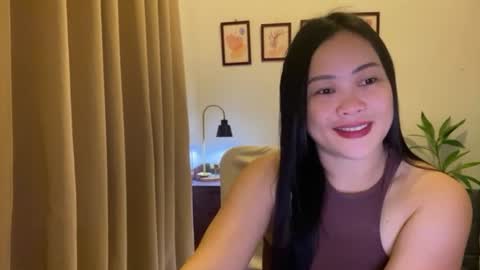 Snapshot of sweetestsmile_ chatting on 06-15-26, 03:31 Khaye online show from 06-15-26, 03:31