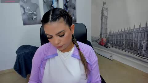 Fabiana online show from 02-26-25, 07:16