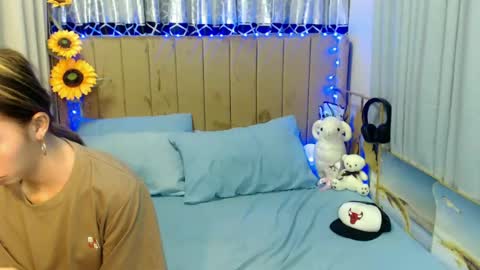 sweetgirl_daphne online show from 06-14-26, 12:07
