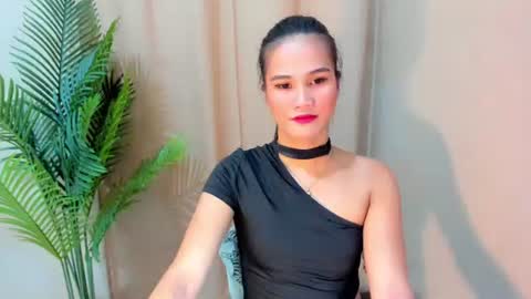 Snapshot of sweetgirl_latina143 chatting on 09-28-25, 06:57 sweetgirl_latina143 online show from 09-28-25, 06:57