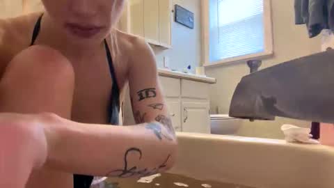 sweetgirlls online show from 01-13-26, 08:47