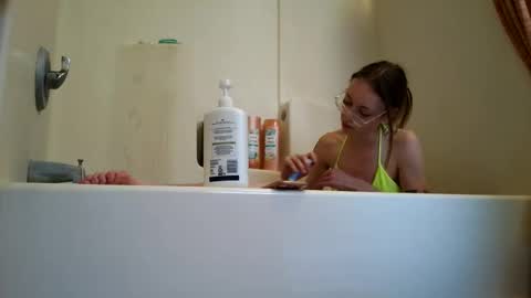 sweetgirlls online show from 05-20-26, 11:44