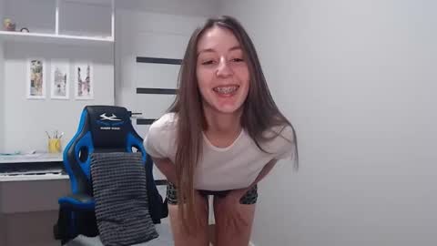 Emma  online show from 02-26-26, 06:07