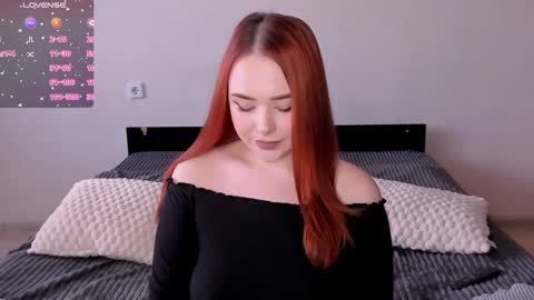 Snapshot of sweetie_candy_ chatting on 12-18-24, 12:18 Hannah online show from 12-18-24, 12:18