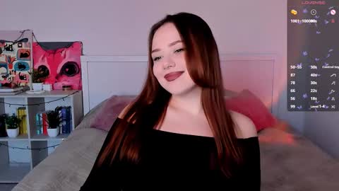 Snapshot of sweetie_candy_ chatting on 10-31-25, 01:01 Hannah online show from 10-31-25, 01:01