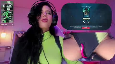 Snapshot of sweetie_cloe chatting on 11-14-25, 11:02 sweetie_cloe online show from 11-14-25, 11:02