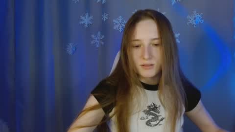 Snapshot of sweetie_lover chatting on 12-10-24, 08:27 Annie online show from 12-10-24, 08:27