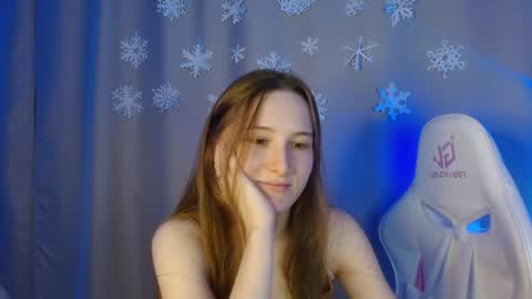 Snapshot of sweetie_lover chatting on 12-11-24, 08:39 Annie online show from 12-11-24, 08:39