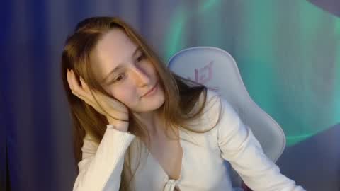 Snapshot of sweetie_lover chatting on 01-16-25, 03:23 Annie online show from 01-16-25, 03:23