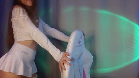 Snapshot of sweetie_lover chatting on 01-24-25, 09:05 Annie online show from 01-24-25, 09:05