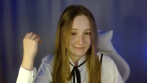 Snapshot of sweetie_lover chatting on 09-08-25, 07:46 Annie online show from 09-08-25, 07:46