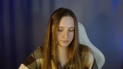 Snapshot of sweetie_lover chatting on 09-15-25, 08:31 Annie online show from 09-15-25, 08:31