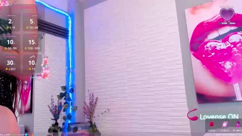 Snapshot of sweetieandjuiicy chatting on 02-20-25, 02:46 Call me Nataly online show from 02-20-25, 02:46