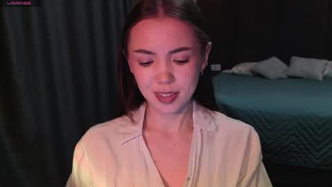 sweetieee_kira online show from 04-10-26, 03:12