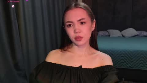 Snapshot of sweetieee_kira chatting on 05-26-26, 03:24 sweetieee_kira online show from 05-26-26, 03:24