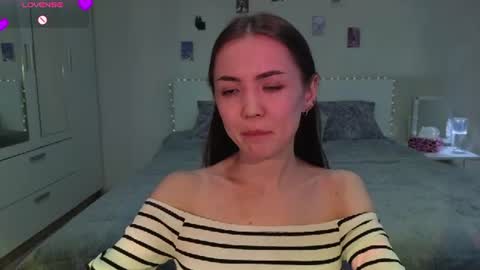 Snapshot of sweetieee_kira chatting on 06-18-26, 09:09 sweetieee_kira online show from 06-18-26, 09:09