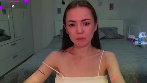 Snapshot of sweetieee_kira chatting on 07-07-26, 07:23 sweetieee_kira online show from 07-07-26, 07:23