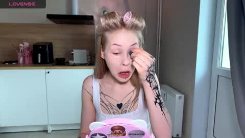sweetie Lisa3 online show from 05-14-26, 05:58