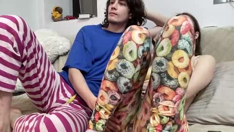 Snapshot of sweetieskitties chatting on 12-06-24, 05:55 SweetiesKitties online show from 12-06-24, 05:55