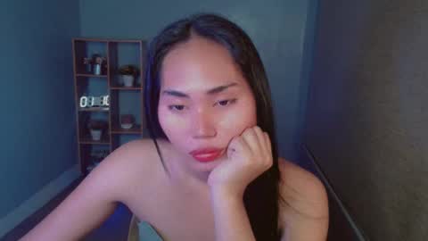 Snapshot of sweetladyboyx chatting on 12-11-24, 12:44 online show from 12-11-24, 12:44